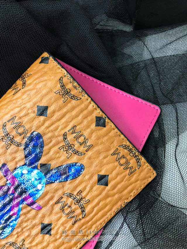 MCM護照夾 原單 8013 MCM兔子款護照夾 3D絲印圖案 MCM女護照夾  mdmc1340
